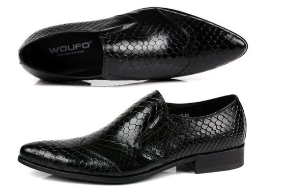 Pelle di serpente Modello Uomini Abiti formali Scarpe Uomini in pelle vera Scarpe di lusso Per la festa