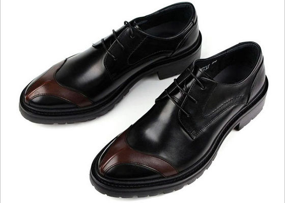 Qualsiasi Logo Scarpe da abito in pelle maschile con punti Britannia Stili Scarpe da abito in pelle marrone