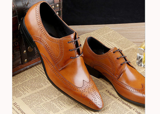 Scarpe da uomo di Oxford Brogue Scarpe da uomo classiche di cuoio di mucca