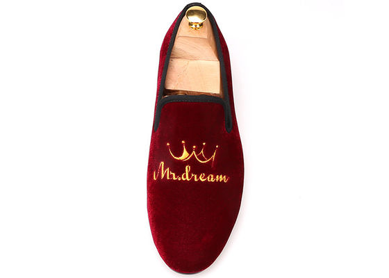 OEM Uomini Loafers di velluto ricamati Scarpe casual piatte Calzature maschili Per festa