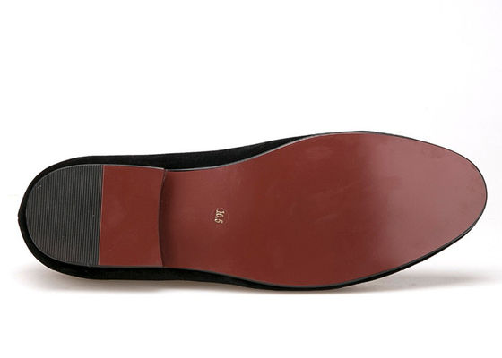 Calzature di lusso maschile di velluto con cintura di stile casual