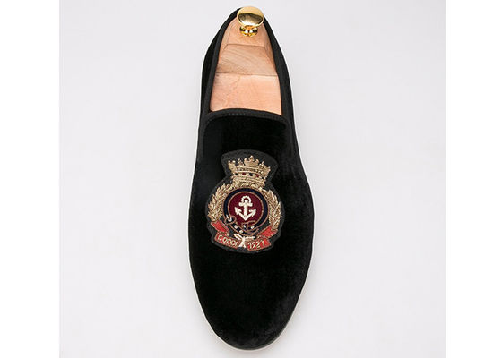Logos Loafers di velluto ricamati stile reale pantofole di velluto di lusso per uomini