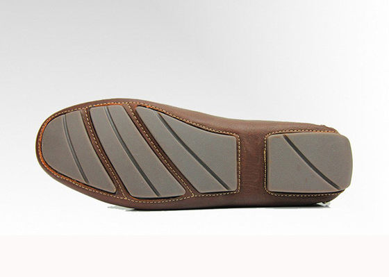 Loafers di pelle da uomo marroni su misura Loafers di pelle piatta fatti a mano