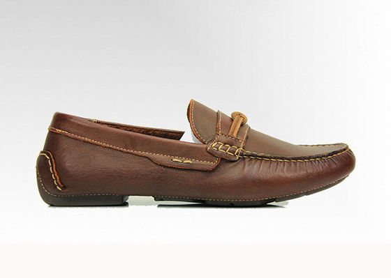 Loafers di pelle da uomo marroni su misura Loafers di pelle piatta fatti a mano