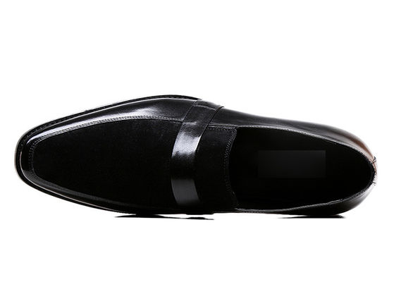 Calzature da uomo in pelle con cuciture in pelle nubuck