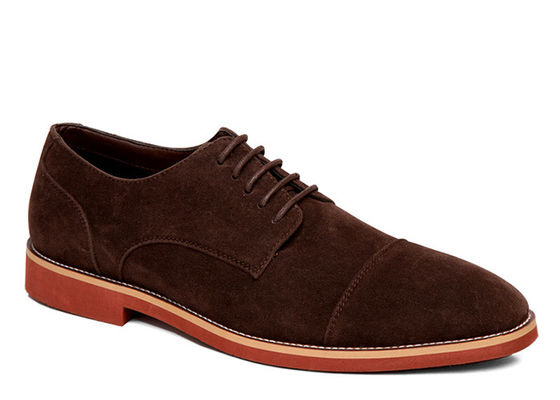 Classiche scarpe da guida in cuoio originale.