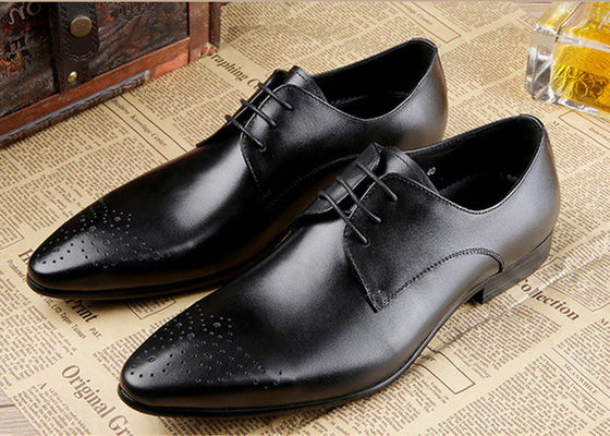 Scarpe da sposa da uomo in pelle originale Scarpe da lavoro con punti neri
