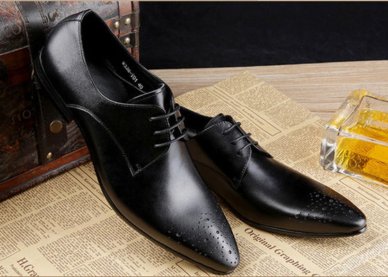 Scarpe da sposa da uomo in pelle originale Scarpe da lavoro con punti neri