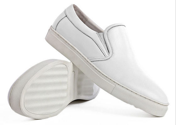 Scarpe da corsa da uomo, scarpe da ginnastica in pelle.