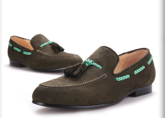 Calzature di velluto nero, Tassel stile britannico, scarpe di abito casual grigio