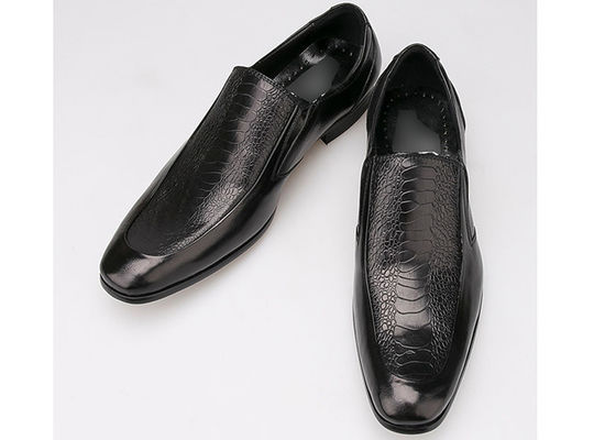 Slip On Round Toe Uomini Scarpe da abito formale Stile Oxford Scarpe da abito in pelle a grano pieno