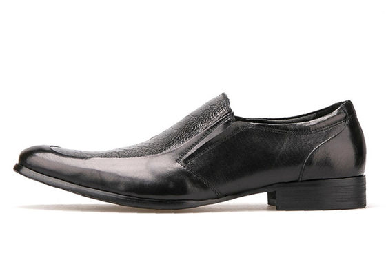 Uomini duraturi abiti formali scarpe primavera / autunno comodi uomini nero scivolo sulle scarpe