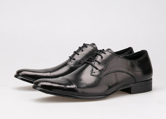 Scarpe da uomo da lavoro stile britannico Scarpe da cuoio genuine Lace Up Brogue