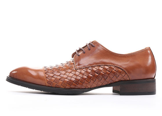Feste / matrimoni Uomini abito formale Scarpe rotonde Uomini Scarpe da Derby marroni