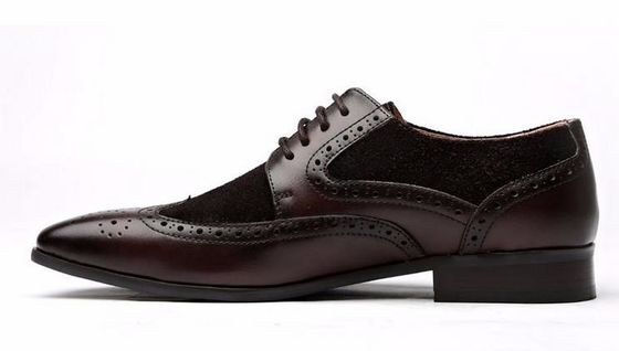 Calzature da uomo in pelle di mucca di alta classe