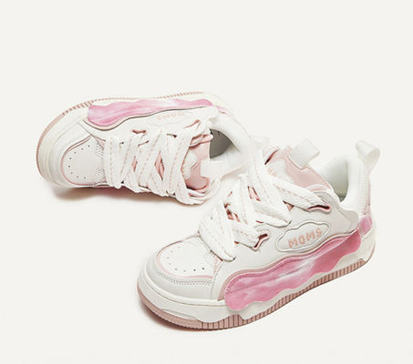 Scarpe da ginnastica in pelle da donna con suola spessa e casual