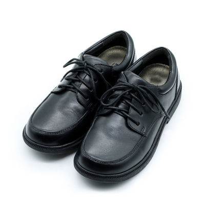 Ragazzi con lacci in pelle, scarpe scolastiche unisex per tutte le stagioni.