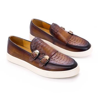 Uomini a tacco basso, punta rotonda, scarpe da ginnastica, tessuto di coccodrillo, pellicce di cavallo.