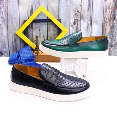 Slip On Sneakers Uomo Customized Scarpe da ginnastica a punta rotonda Scarpe con fodera in pelle