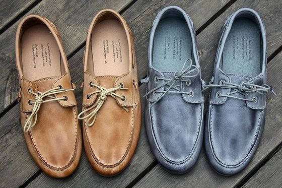 Scarpe da uomo di pelle bruciata / Scarpe da barca cucite a mano di lusso