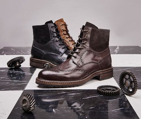 Scarpe da Chelsea di pelle marrone, scarpe da pelle con lacci per la festa.