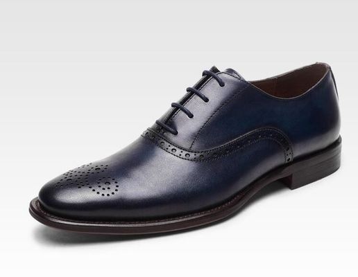 Lace Up Uomini Scarpe Brogue Calzature a tacco basso di lusso Scarpe da abito con taglia 37 - 48