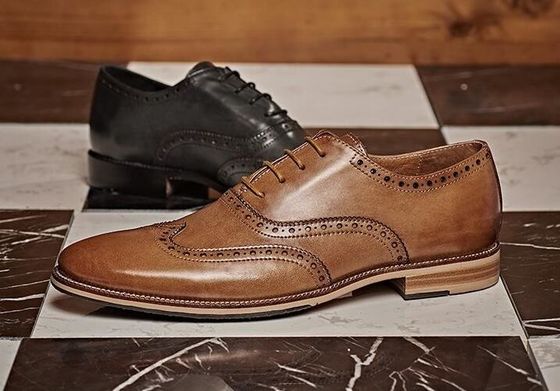 Calzature da sposa personalizzate da uomo in pelle di grano completo Goodyear calzature con giubbotto
