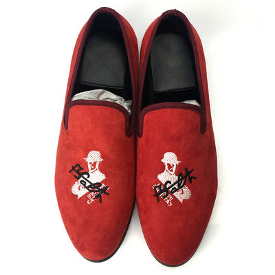 Red Mens Velvet Loafers Skull Style Custom Mens Flat Casual Shoes Esistono campioni