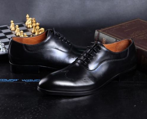 Uomini di moda abiti formali scarpe, Brogue nascosto tacchi alti calzature di pelle per uomini