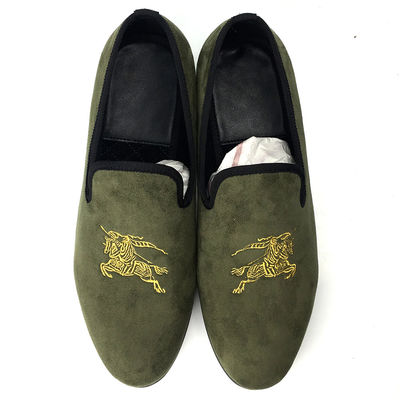 Uomo verde uomo velvet loafers uomo traspirante scivolare sulle scarpe estive