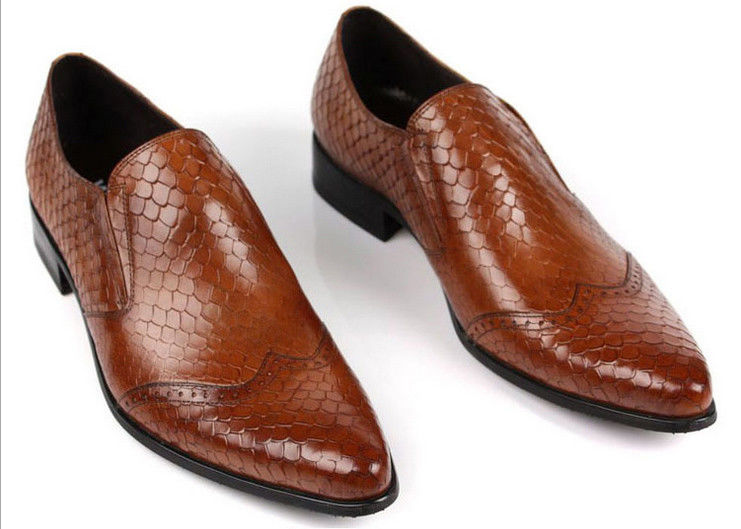 Pelle di serpente Modello Uomini Abiti formali Scarpe Uomini in pelle vera Scarpe di lusso Per la festa