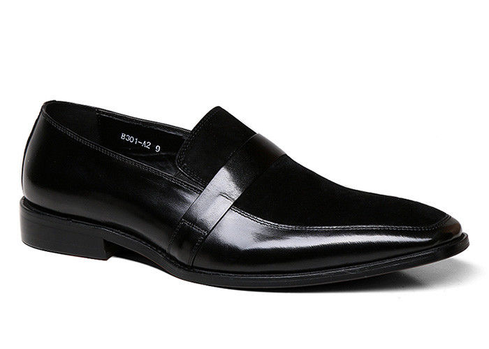 Calzature da uomo in pelle con cuciture in pelle nubuck