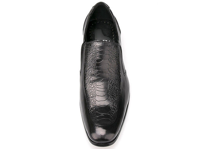 Uomini duraturi abiti formali scarpe primavera / autunno comodi uomini nero scivolo sulle scarpe