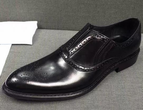Broguing puntato - Slip End On Scarpe da abito da uomo / Scarpe da abito da lavoro
