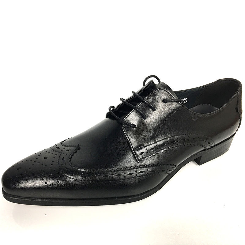Cina all'ingrosso Oxfords Calzature di moda di design italiano Uomini di lusso Calzature da abito Oxford Calzature da sposa Gomma